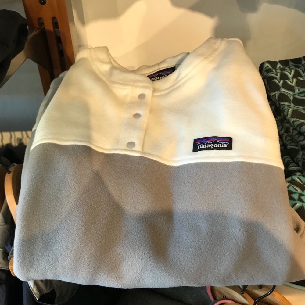 ISO Patagonia pullover !!!